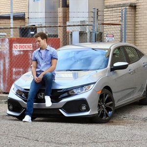 Meet your Posher, Nicholas